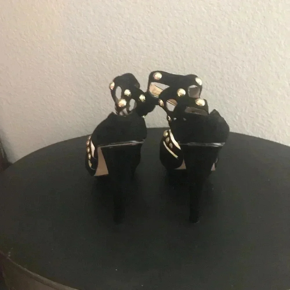 Steve Madden Suede Platform 6.5M